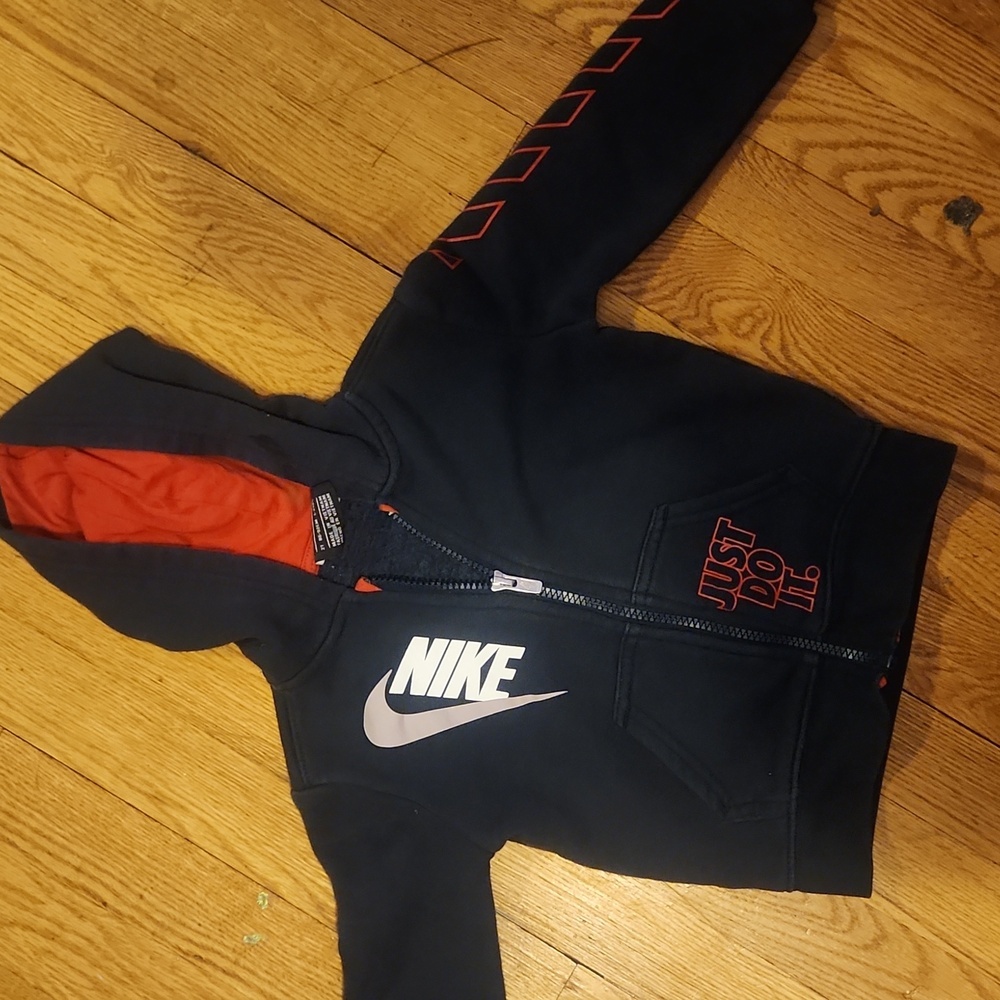 Nike toddler hoodie size 2T